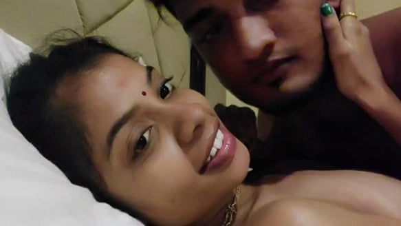 Hot Tamil girl sex video with her boyfriend